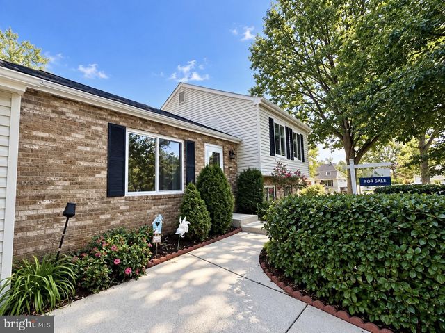12 GLAZEBROOK CT, Gaithersburg, MD 20878