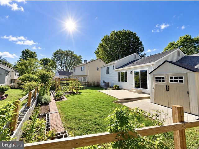 12 GLAZEBROOK CT, Gaithersburg, MD 20878