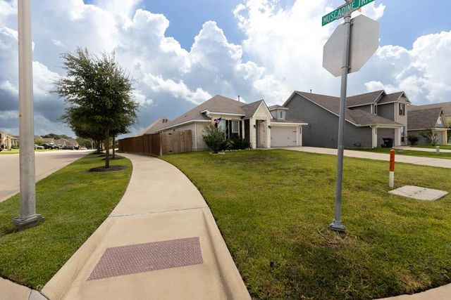 1001 Rootstock Road, Brenham, TX 77833