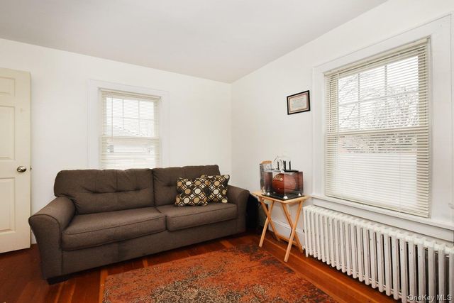 116 15th Avenue, West Babylon, NY 11704