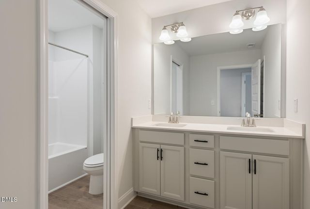 4466 Dominion Crest Drive, Apex, NC 27523