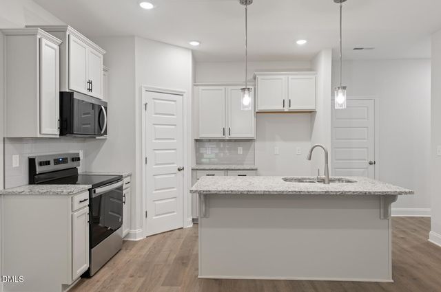 4466 Dominion Crest Drive, Apex, NC 27523