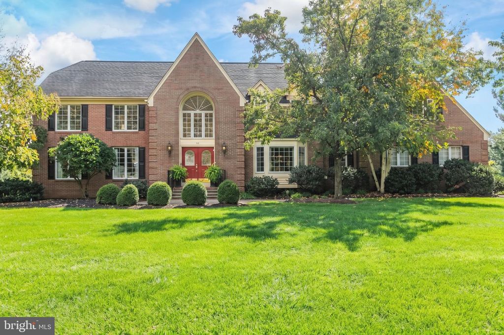 24 BUCKINGHAM DR, PRINCETON, NJ 08540 — exterior