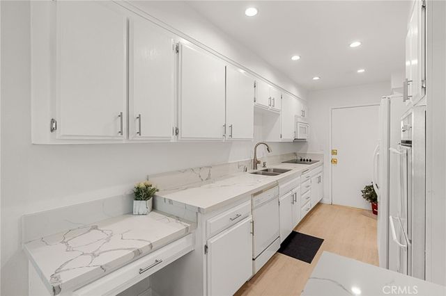 4647 Willis, Sherman Oaks, CA 91403