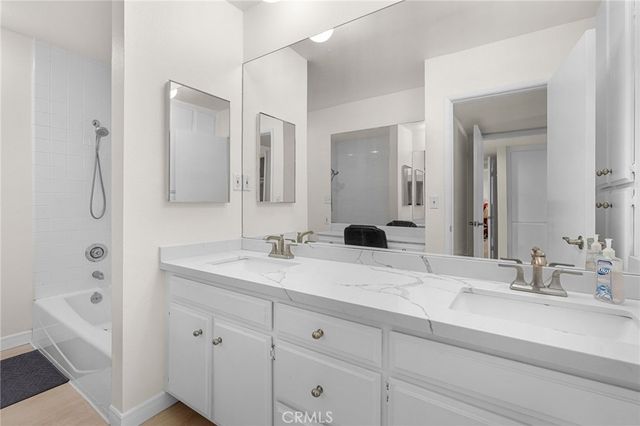 4647 Willis, Sherman Oaks, CA 91403