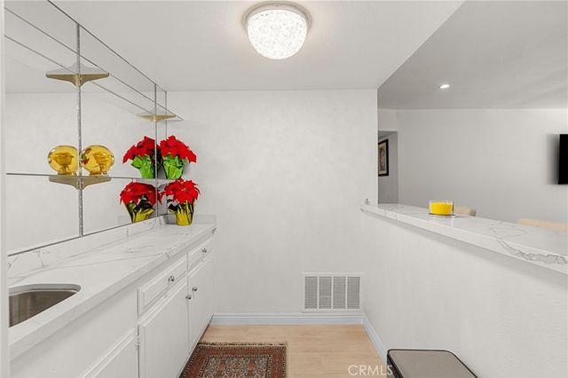 4647 Willis, Sherman Oaks, CA 91403
