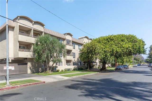 4647 Willis, Sherman Oaks, CA 91403