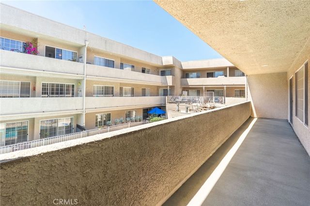 4647 Willis, Sherman Oaks, CA 91403