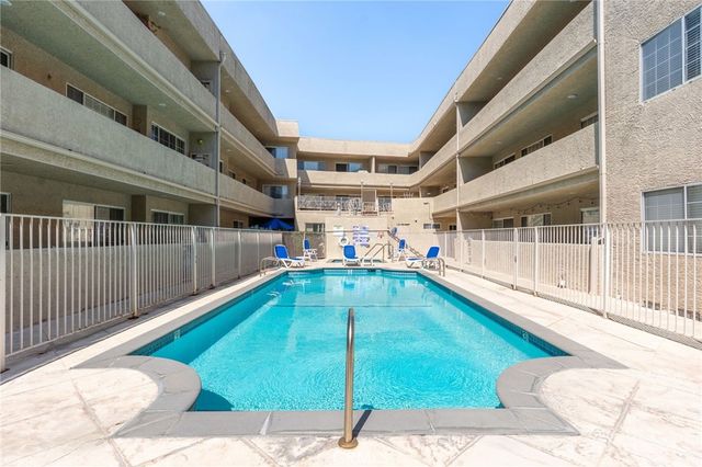 4647 Willis, Sherman Oaks, CA 91403