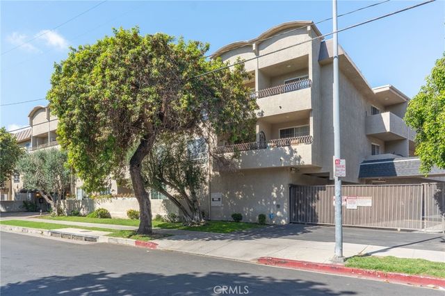 4647 Willis, Sherman Oaks, CA 91403