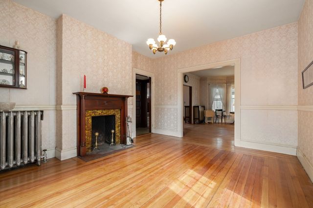 42 Bigelow St, Boston, MA 02135