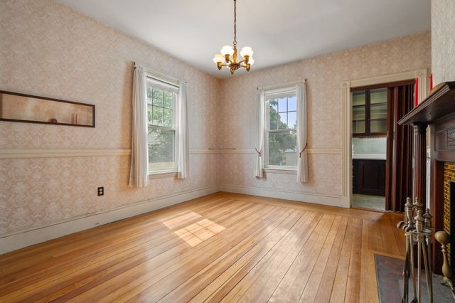 42 Bigelow St, Boston, MA 02135