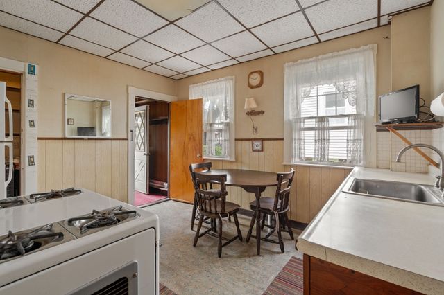 42 Bigelow St, Boston, MA 02135