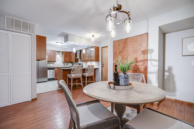 232 W Franklin Avenue 303, Minneapolis, MN 55404