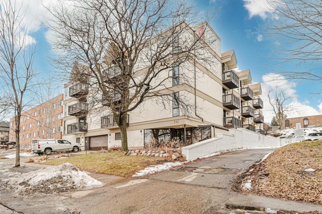 232 W Franklin Avenue 303, Minneapolis, MN 55404