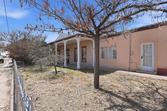 303 Eaton Avenue, Socorro, NM 87801