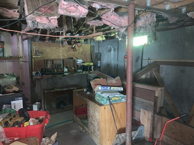 389 Breakneck Rd, Southbridge, MA 01550