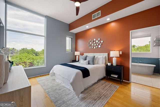 130 Arizona Avenue NE 301, Atlanta, GA 30307