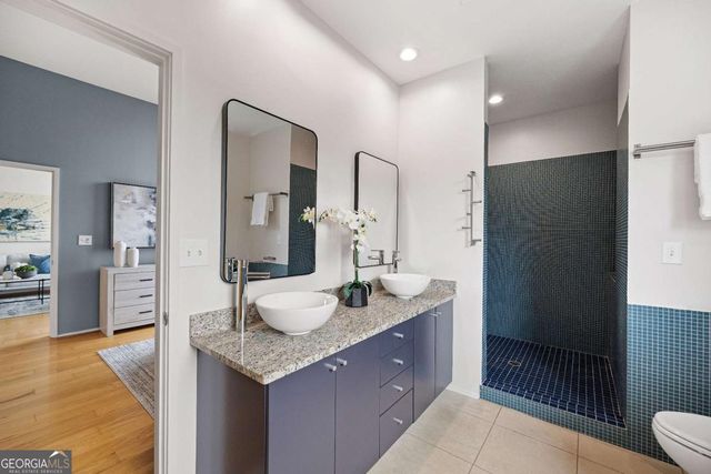130 Arizona Avenue NE 301, Atlanta, GA 30307