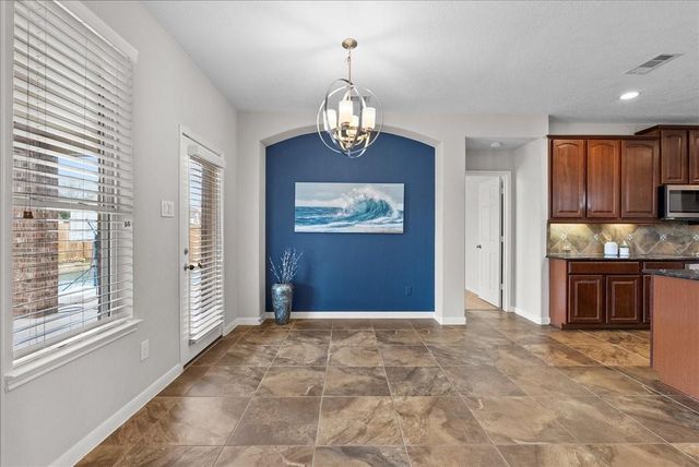 826 Arlington Pointe Drive, League City, TX 77573