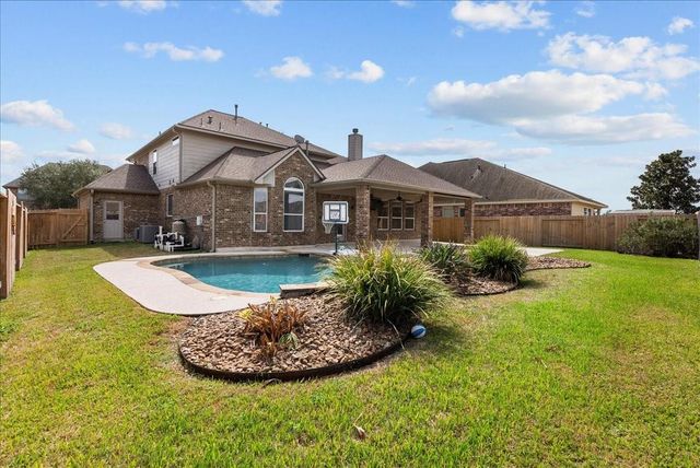 826 Arlington Pointe Drive, League City, TX 77573