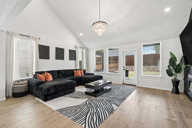 4121 Blackbird Avenue, Little Elm, TX 75068