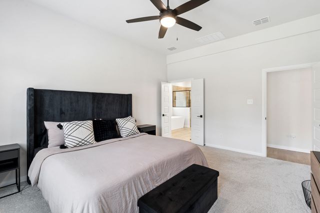 4121 Blackbird Avenue, Little Elm, TX 75068