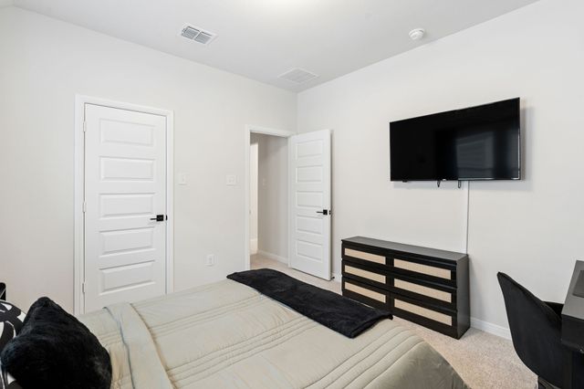4121 Blackbird Avenue, Little Elm, TX 75068