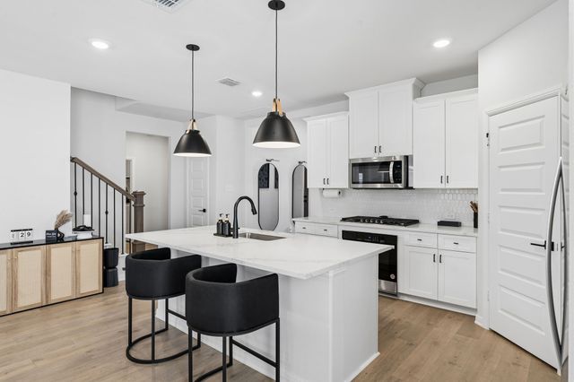 4121 Blackbird Avenue, Little Elm, TX 75068