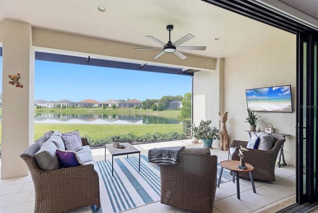 7712 SANDHILL LAKE DRIVE, Sarasota, FL 34241