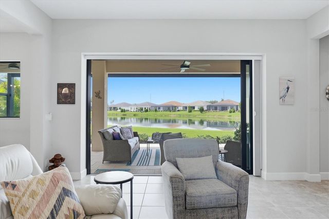 7712 SANDHILL LAKE DRIVE, Sarasota, FL 34241