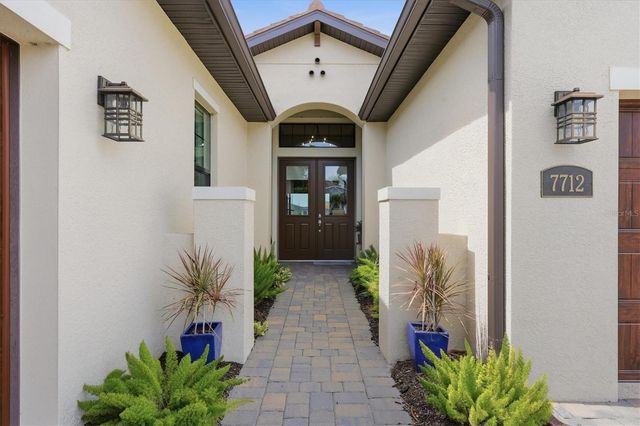 7712 SANDHILL LAKE DRIVE, Sarasota, FL 34241