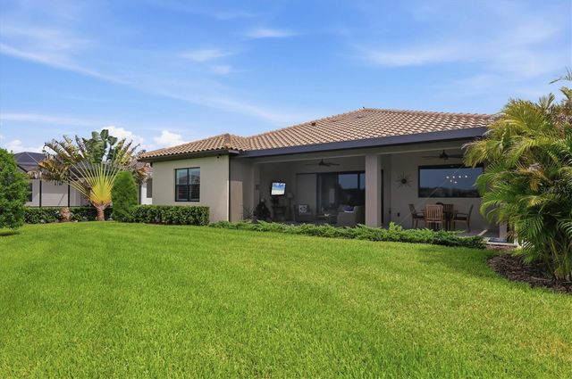 7712 SANDHILL LAKE DRIVE, Sarasota, FL 34241