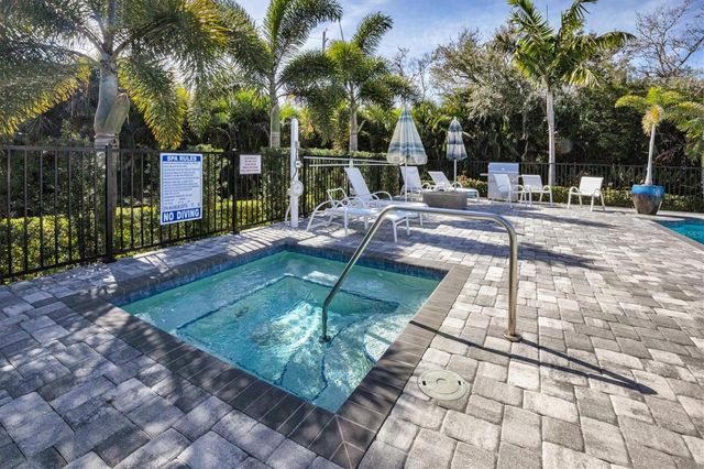 7712 SANDHILL LAKE DRIVE, Sarasota, FL 34241