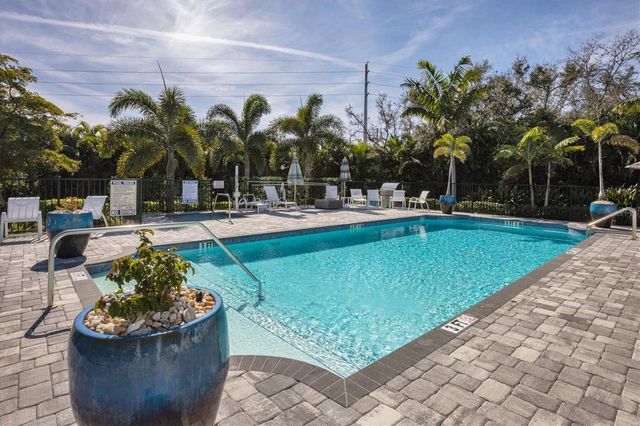 7712 SANDHILL LAKE DRIVE, Sarasota, FL 34241