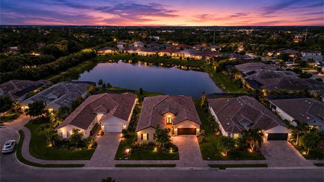 7712 SANDHILL LAKE DRIVE, Sarasota, FL 34241
