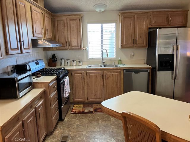 1250 N Kirby Street 97, Hemet, CA 92545