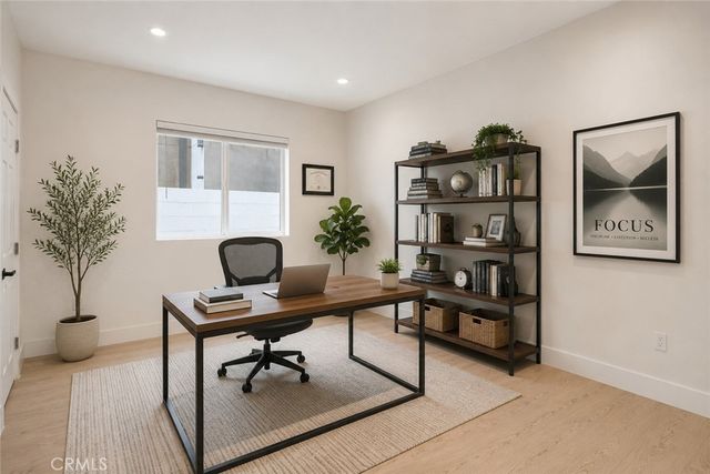 16619 Lake Avenue, Paramount, CA 90723