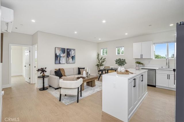 16619 Lake Avenue, Paramount, CA 90723