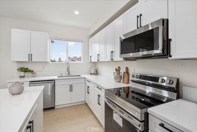 16619 Lake Avenue, Paramount, CA 90723