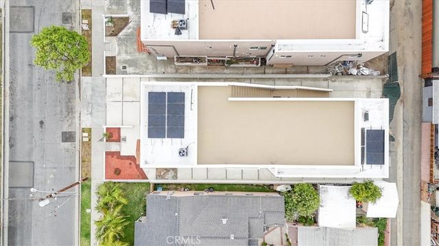 16619 Lake Avenue, Paramount, CA 90723