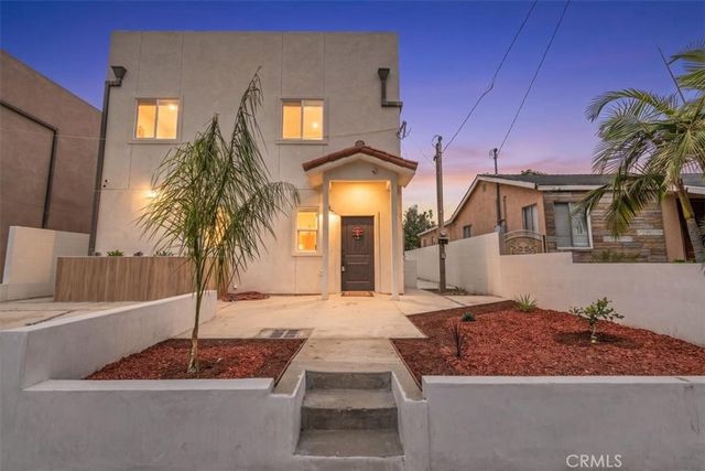 16619 Lake Avenue, Paramount, CA 90723