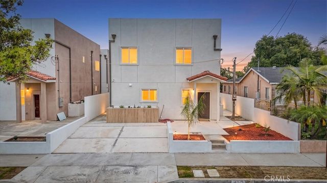 16619 Lake Avenue, Paramount, CA 90723