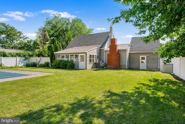310 PEACHTREE LN, Delanco, NJ 08075