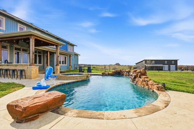 9630 Hackamore Court, Justin, TX 76247