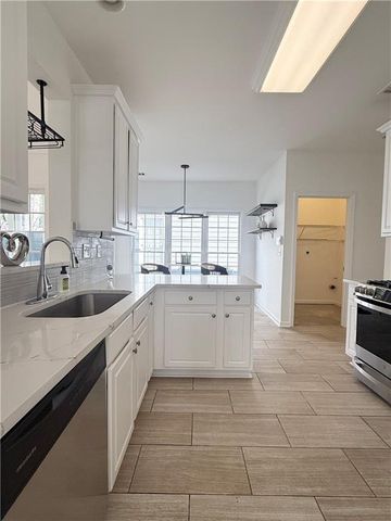 2936 Winter Rose Court, Dunwoody, GA 30360