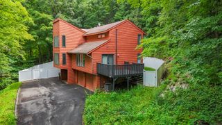 339 Main Street, Farmington, CT 06032