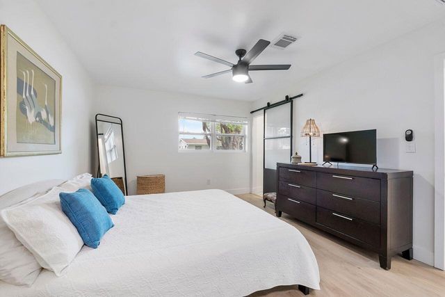 701 SE 5th Court, Pompano Beach, FL 33060