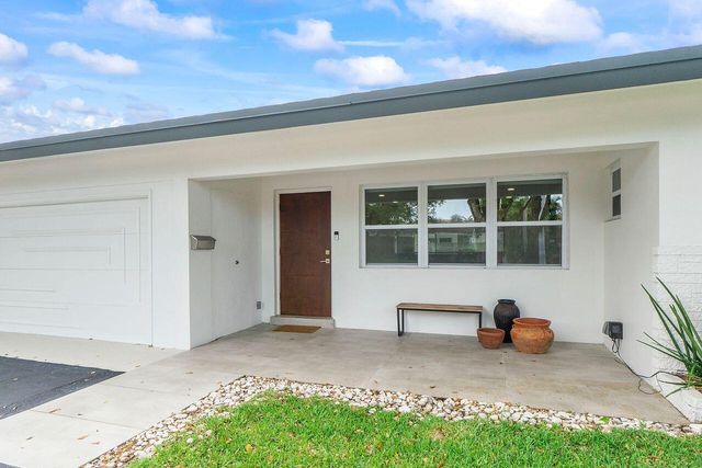 701 SE 5th Court, Pompano Beach, FL 33060