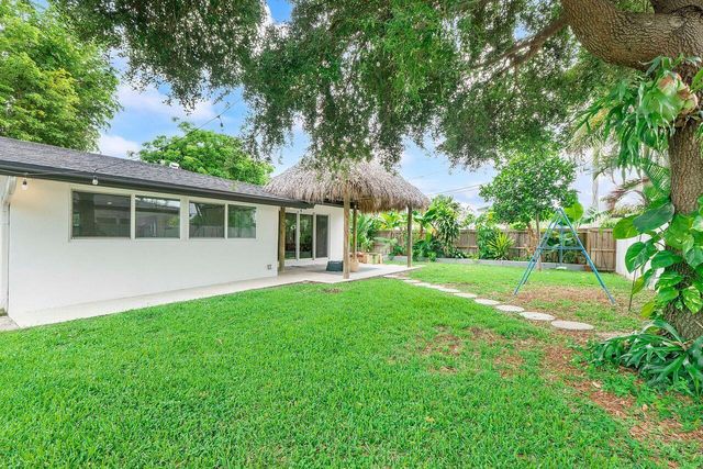 701 SE 5th Court, Pompano Beach, FL 33060